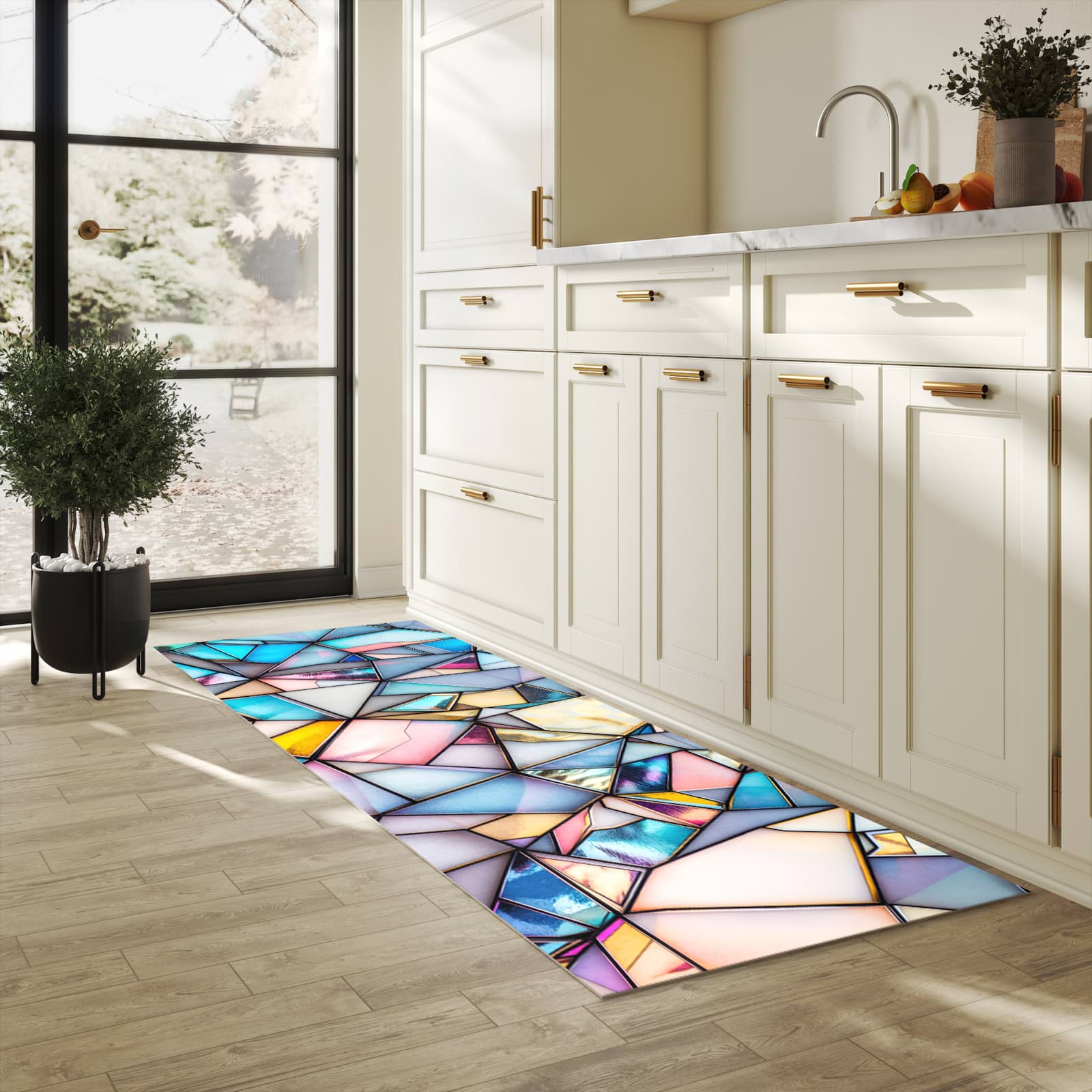 Rutschhemmender dünner Teppich mit Motiv Buntes Glasmosaik in heller Küche