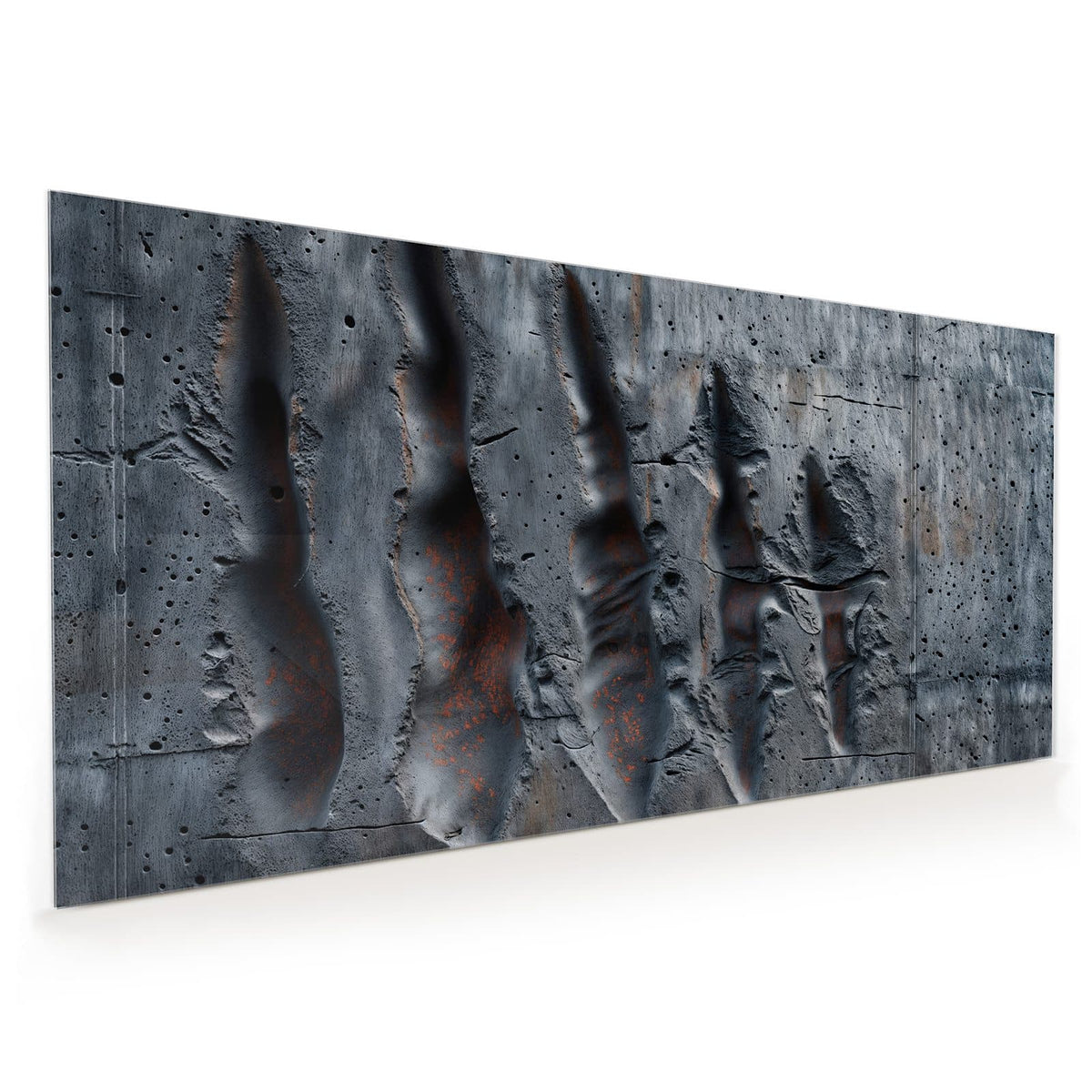 Küchenrückwand aus Glas im Hochformat mit Motiv Rostspuren im Beton: Graue Betonwand mit fünf aufgerissenen Kerben, darin rostorange Spuren