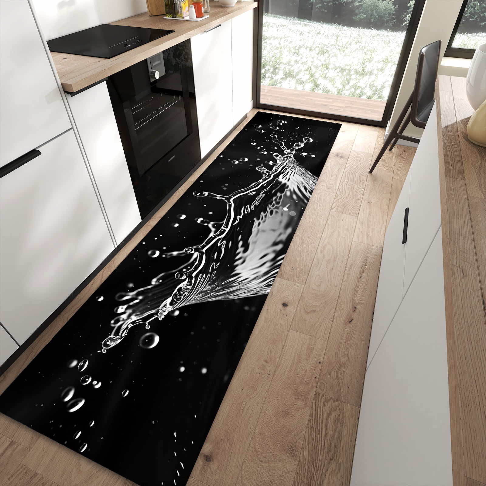Langlebiger Bodenläufer mit Motiv Sanfte Wasserspritzer in moderner Küche
