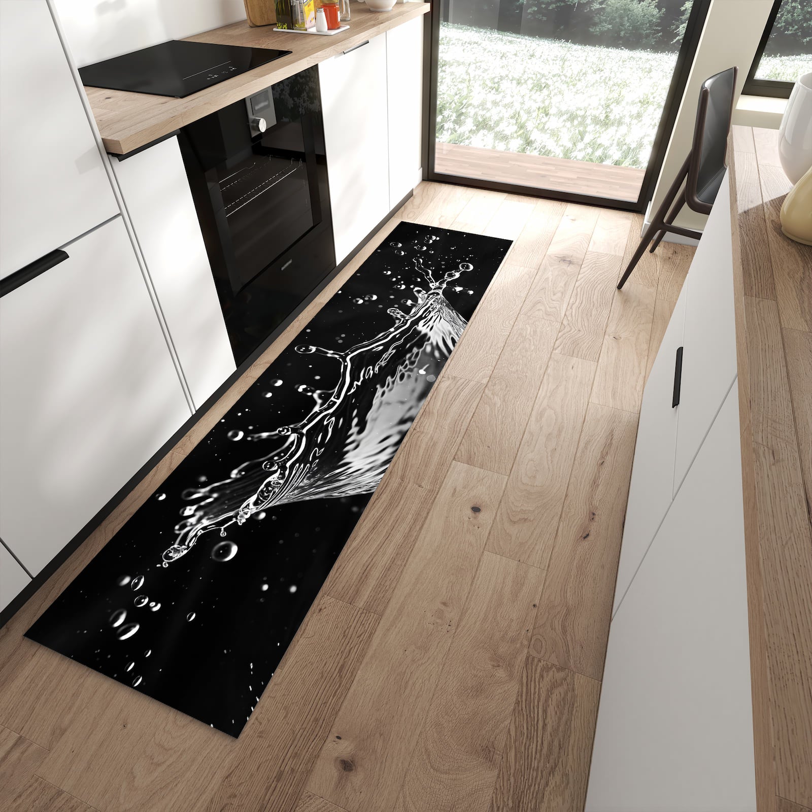 Abriebfester rutschfester Läufer mit Motiv Sanfte Wasserspritzer in moderner Küche