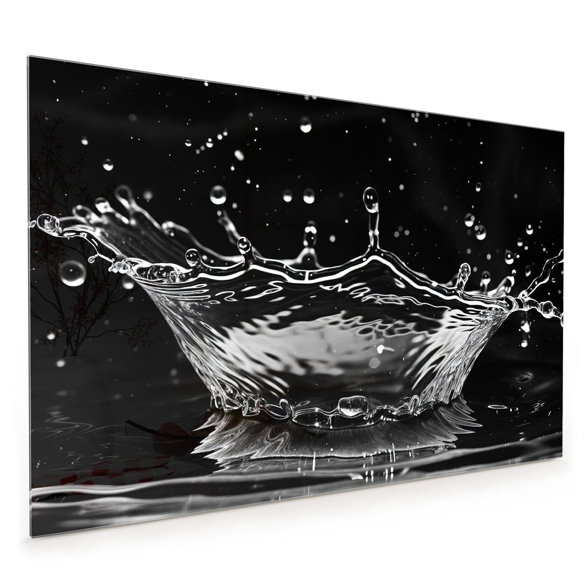 Küchenrückwand aus Glas im Hochformat: Schwarz-weiße Aufnahme eines Tropfeneinschlags, der eine perfekte Krone aus Wasser bildet #grösse_40 x 60 cm #grösse_50 x 75 cm #grösse_60 x 90 cm #grösse_80 x 120 cm