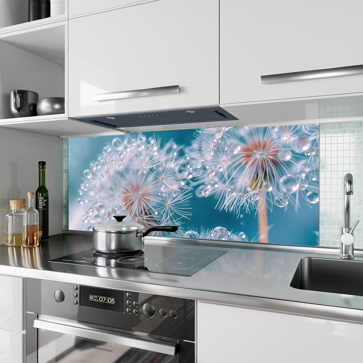 Küchenrückwand aus Glas Pusteblumen mit Tropfen im Hochformat als Spritzschutz hinter dem Kochfeld, über dem Fliesenspiegel montiert