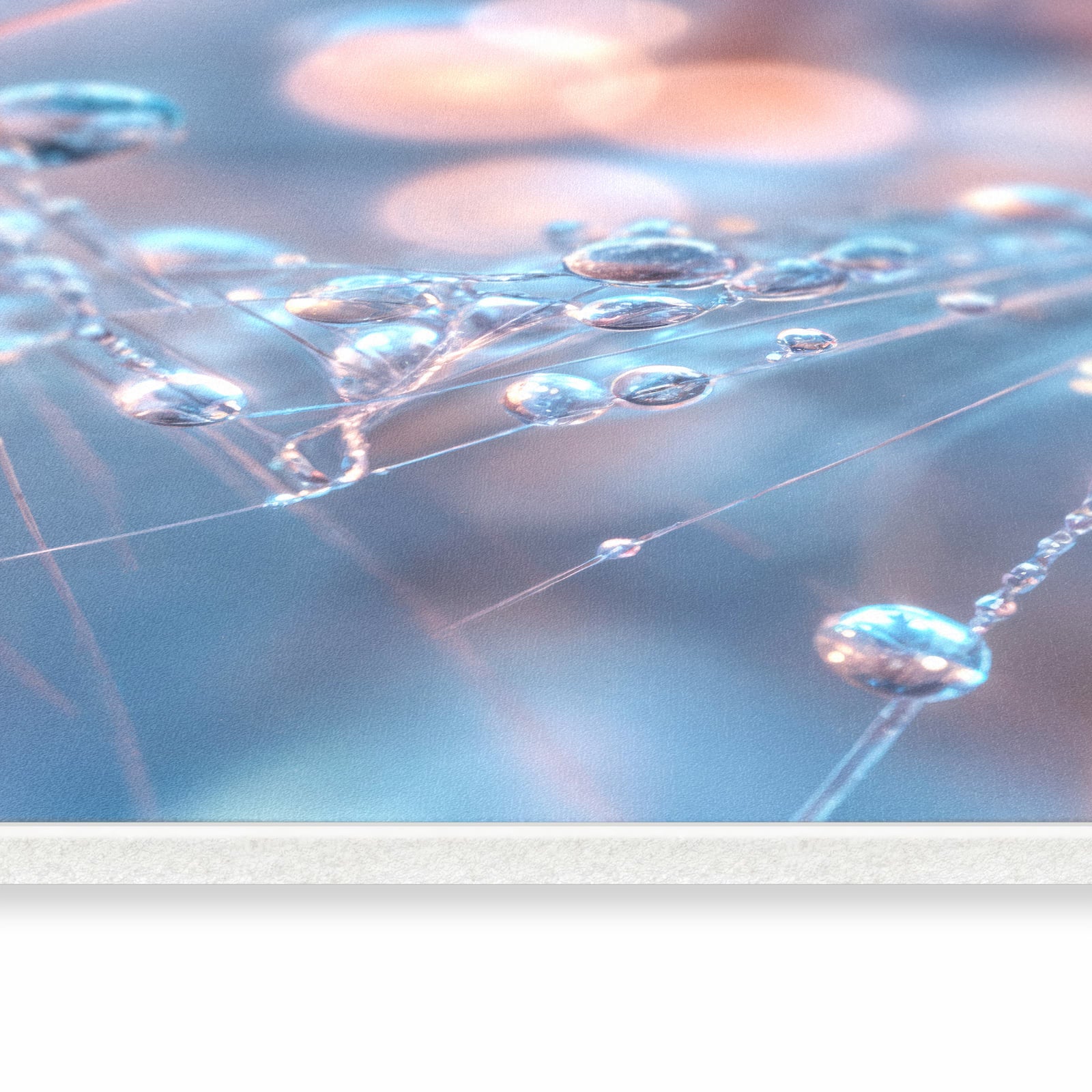 Pflegeleichter Küchenteppich mit Motiv Wassertropfen Kunst in seitlicher Ansicht