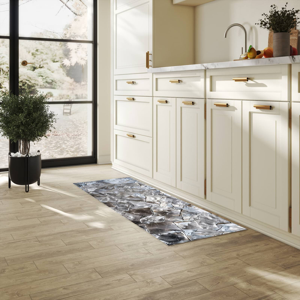 Wasserabweisender Küchenvorleger mit Motiv Metallisches Mosaik in heller Küche