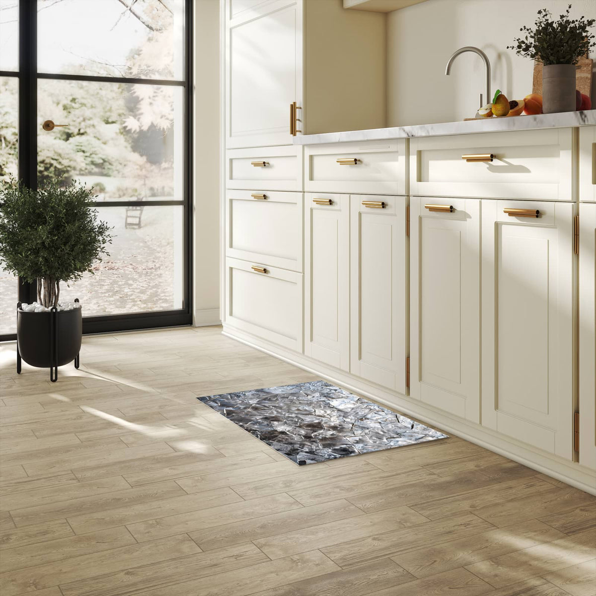 Langlebiger Teppichläufer mit Motiv Metallisches Mosaik in heller Küche