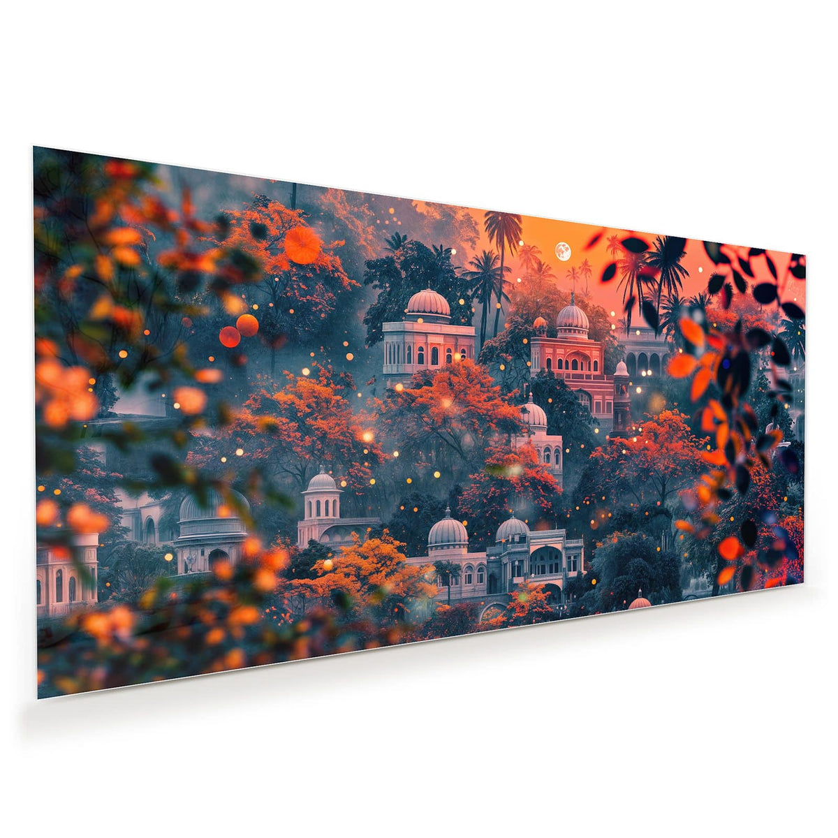 Indisch-orientalische Kuppelpaläste zwischen orangefarbenen Bäumen im Abendrot, Mond am Himmel