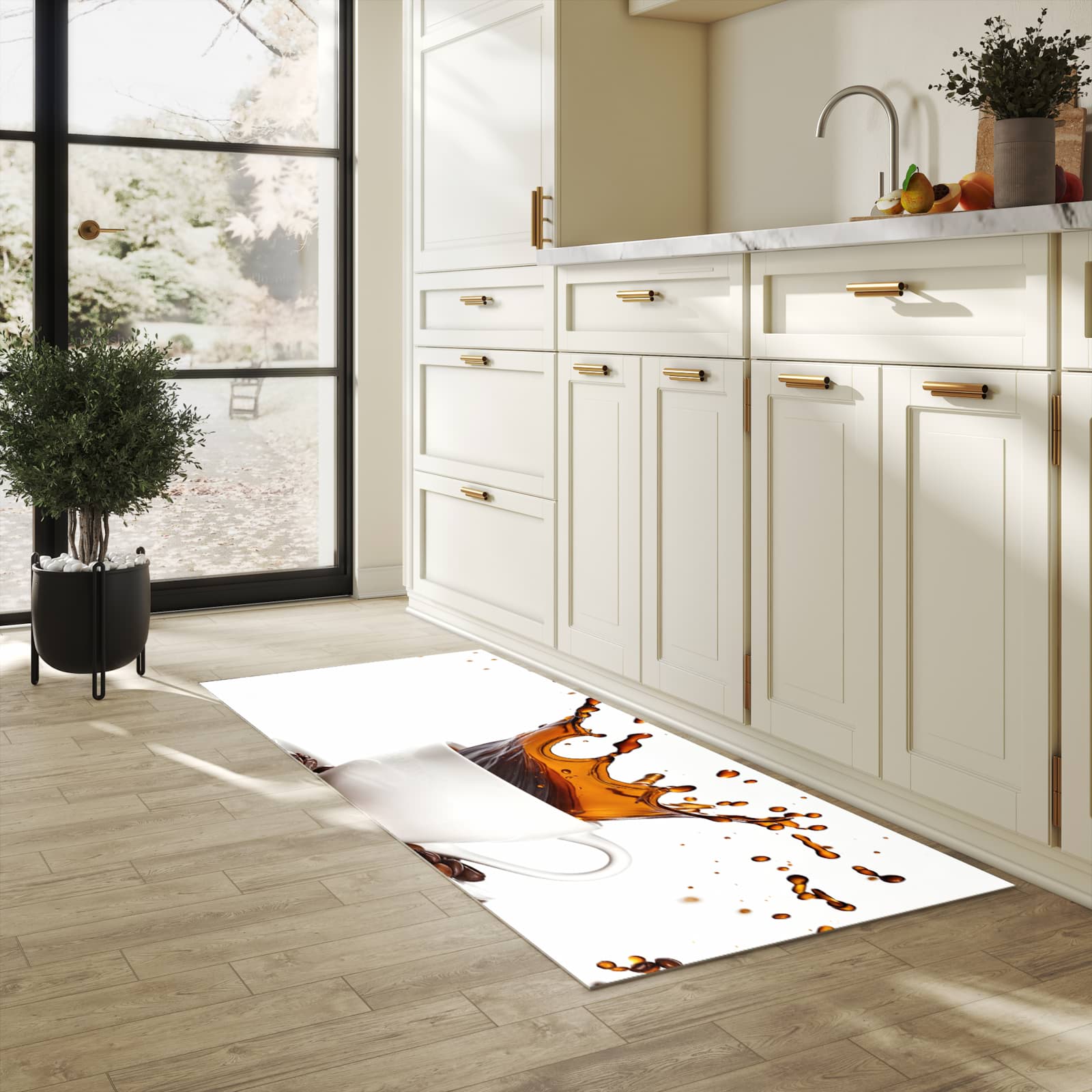 Feuchtigkeitsresistenter Teppich für die Küche mit Motiv Kaffeespritzer in heller Küche