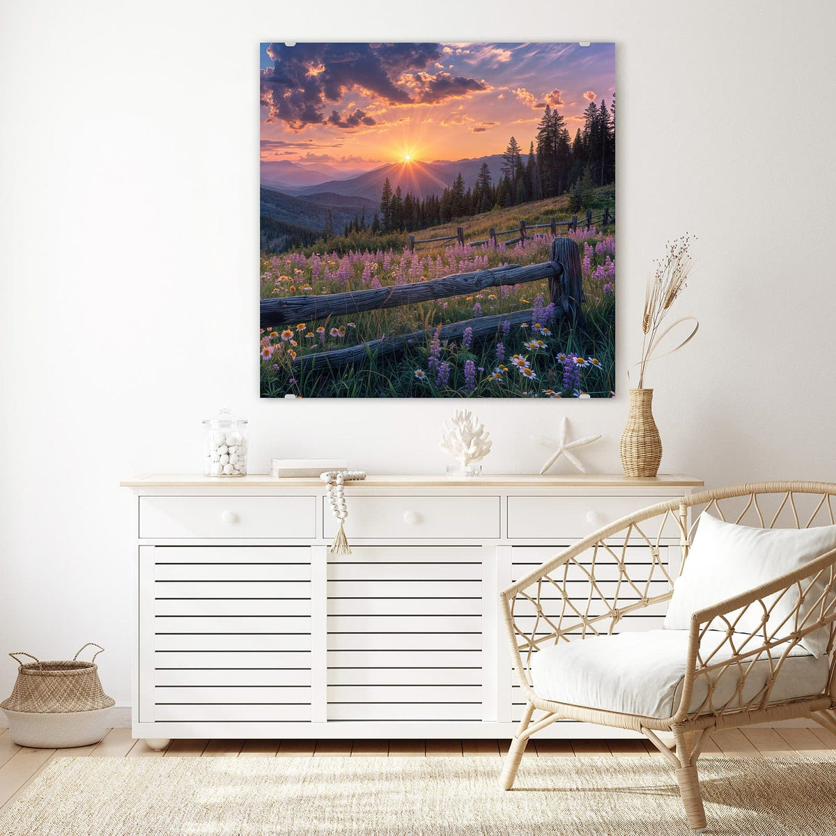 Echtglas, 4 mm – kein Acryl, keine Folie – Wandbild - Lila Blüten am Zaun - Quadratisch