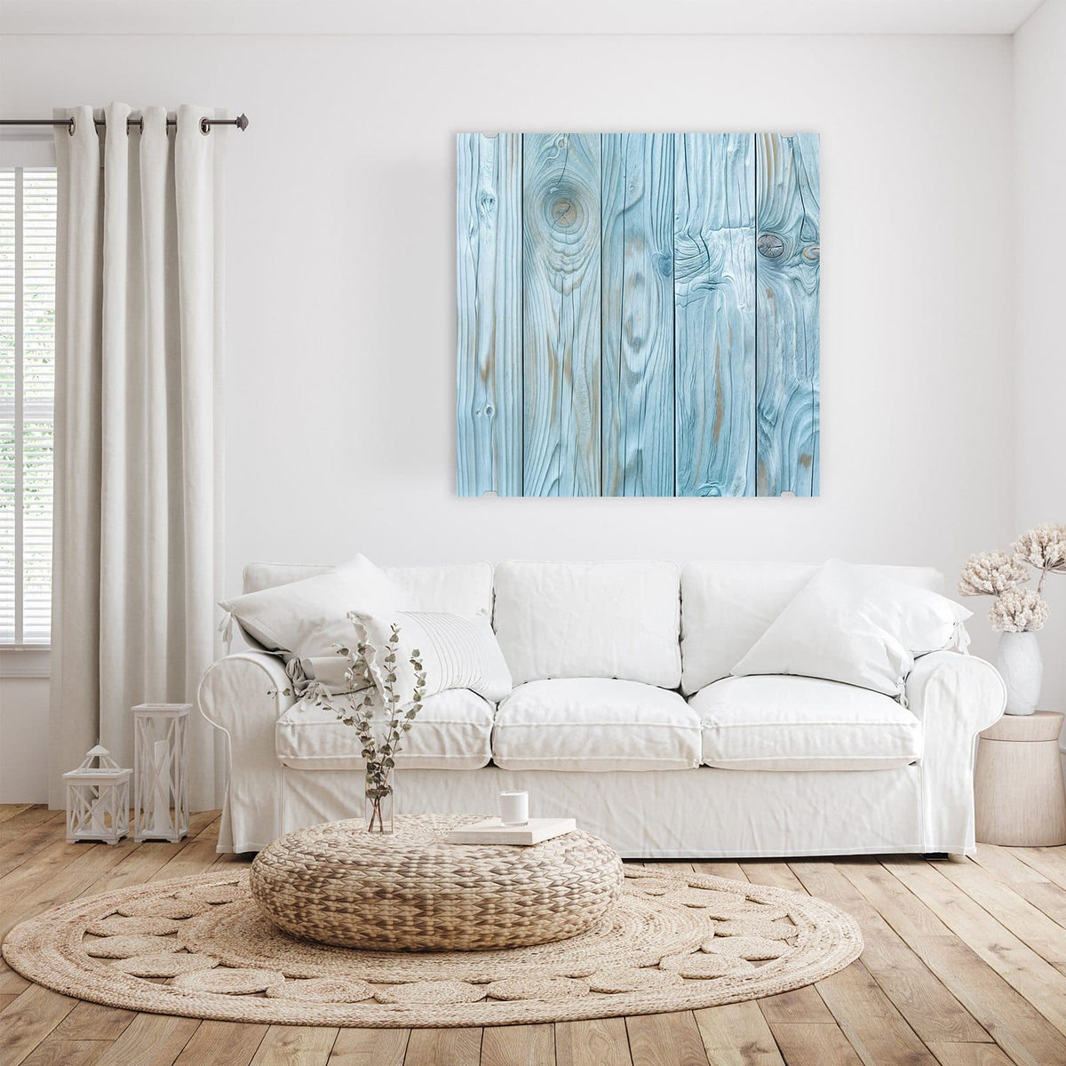 Glasbild Hellblaue Holzbretter an der Wand – Fünf senkrechte, hellblau lasierte Bretter mit kräftiger Maserung und Astknoten