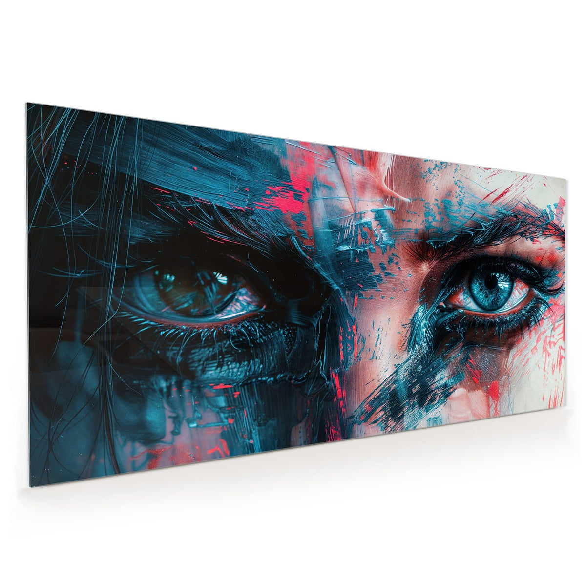 Küchenrückwand aus Glas im Hochformat: Dunkles Gesicht in Nahaufnahme, ein Auge frei, darüber blaue und rote Pinselstriche