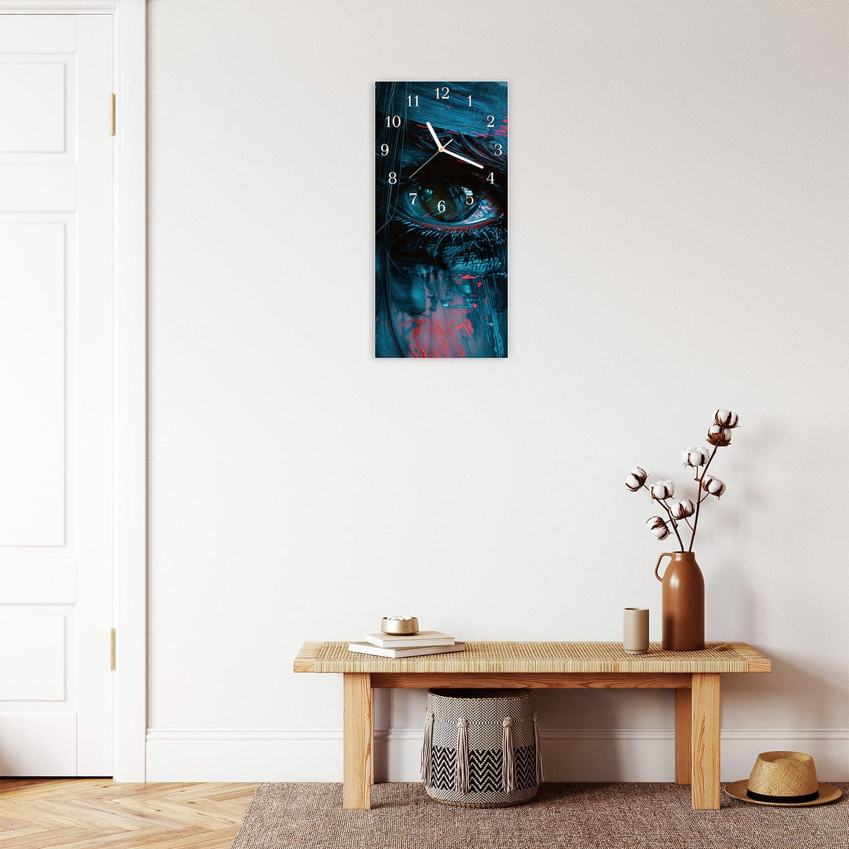 Moderne Wanduhr aus Glas mit Farbtiefe – Wanduhr Kunstvolle Augen aus Glas – Hochformat 30 × 60 cm