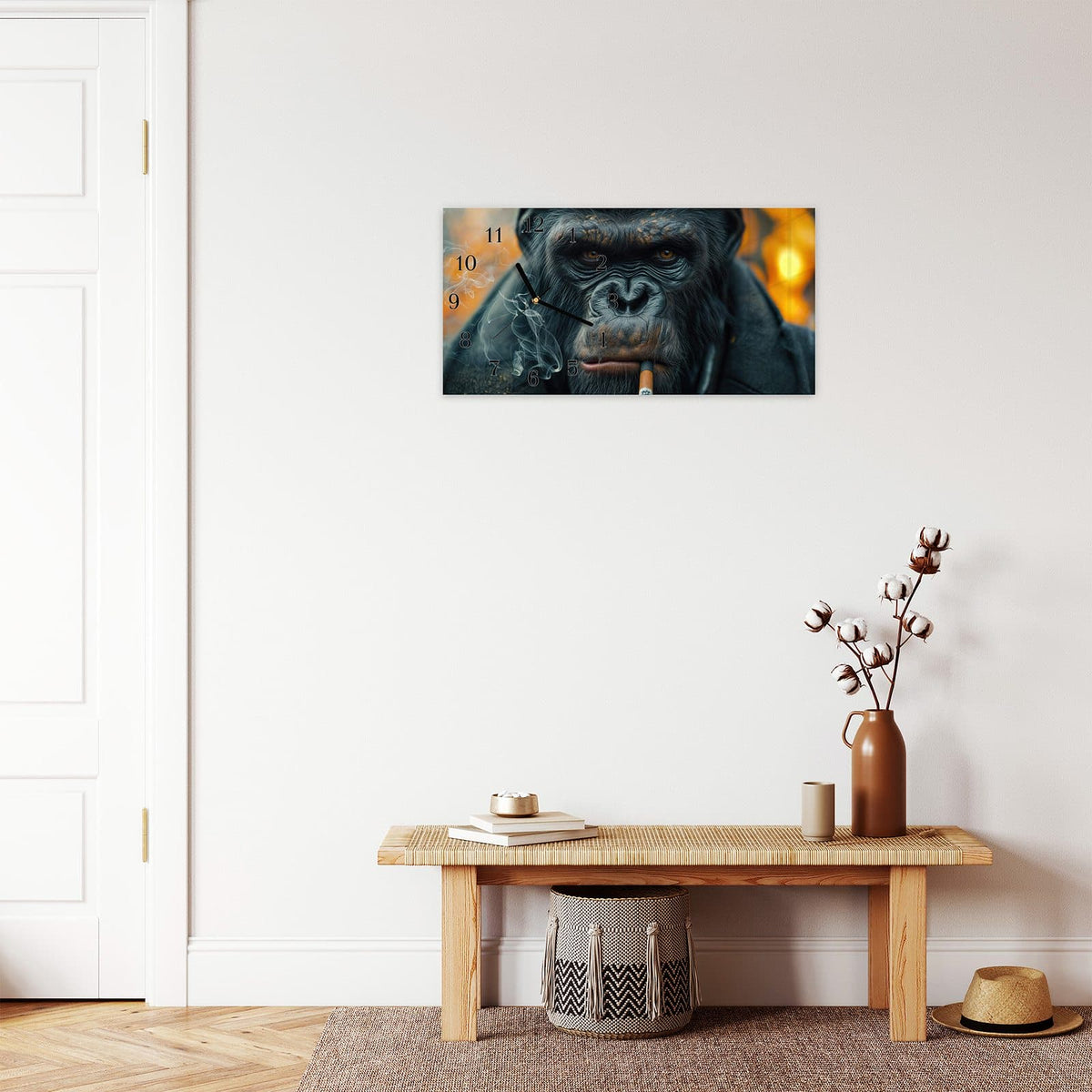 Moderne Wanduhr aus Glas mit Farbtiefe – Wanduhr Rauchender Affe aus Glas – Querformat 60 × 30 cm