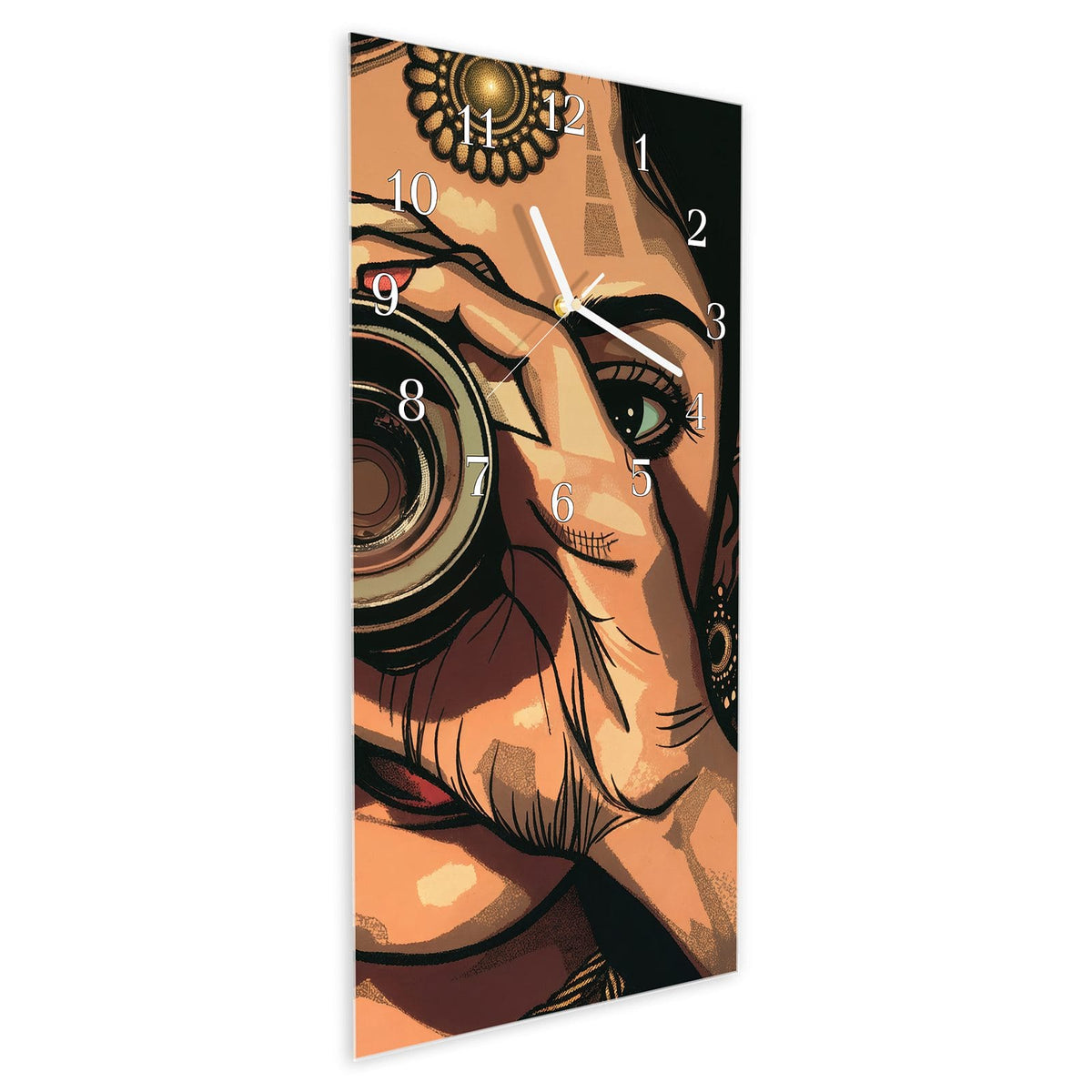 Vormontiert – mit Schwebeeffekt – Wanduhr Frau Mit Kamera aus Glas – Hochformat 30 × 60 cm