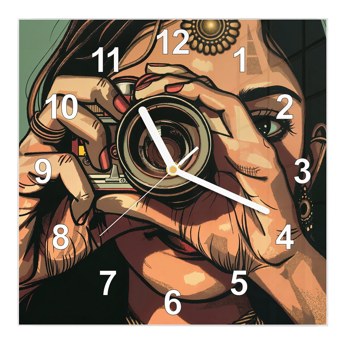 Wanduhr aus Glas, Ziffernblatt Modern mit Motiv Frau mit Kamera: Comic-Illustration einer Frau, die eine Spiegelreflexkamera vors Gesicht hält #ziffernblatt_Modern