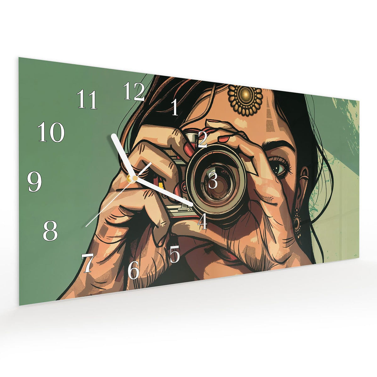 Vormontiert – mit Schwebeeffekt – Wanduhr Frau Mit Kamera aus Glas – Querformat 60 × 30 cm