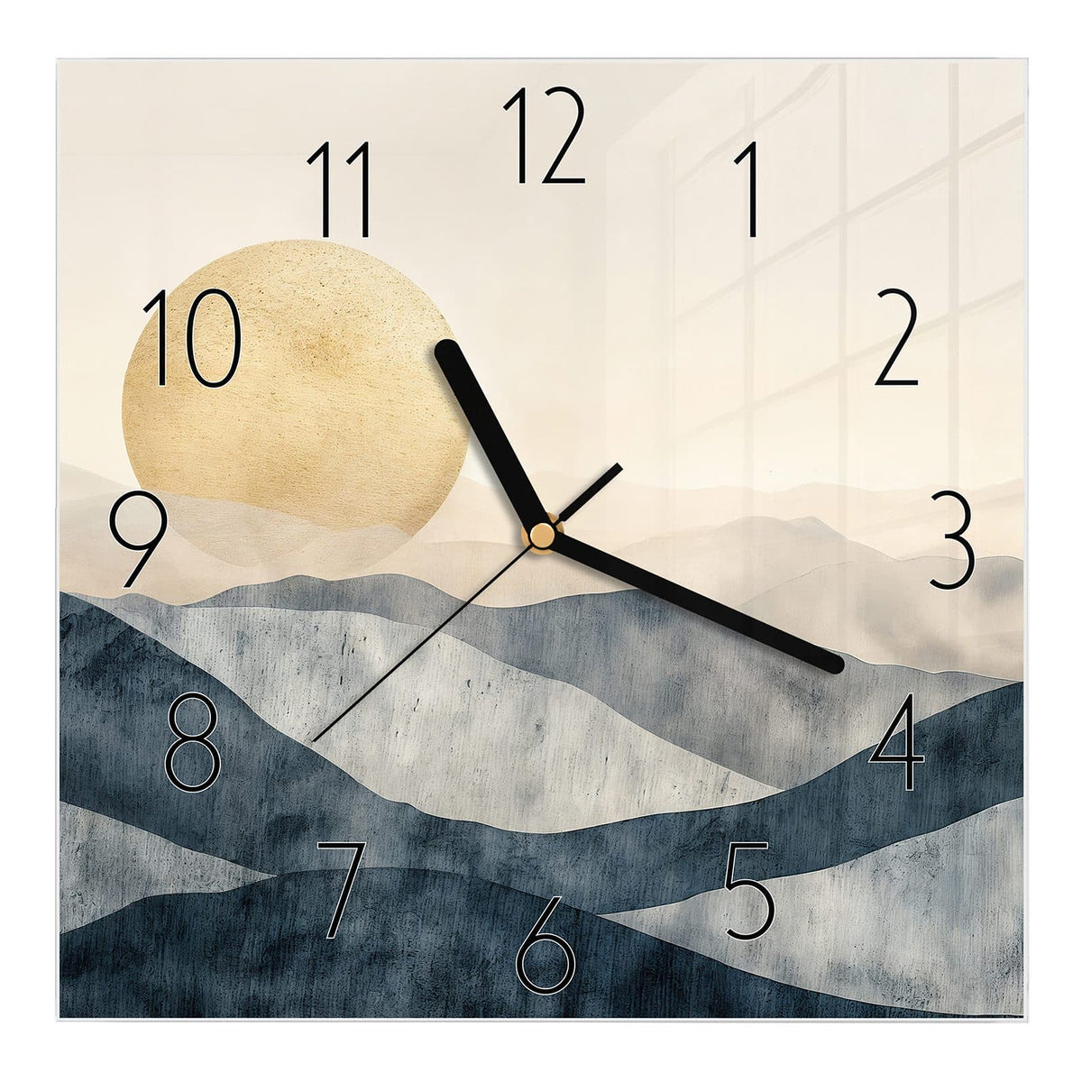 Wanduhr aus Glas, Ziffernblatt Elegant: Große ockergelbe Sonne über gestaffelten blaugrauen Hügelketten #ziffernblatt_Elegant