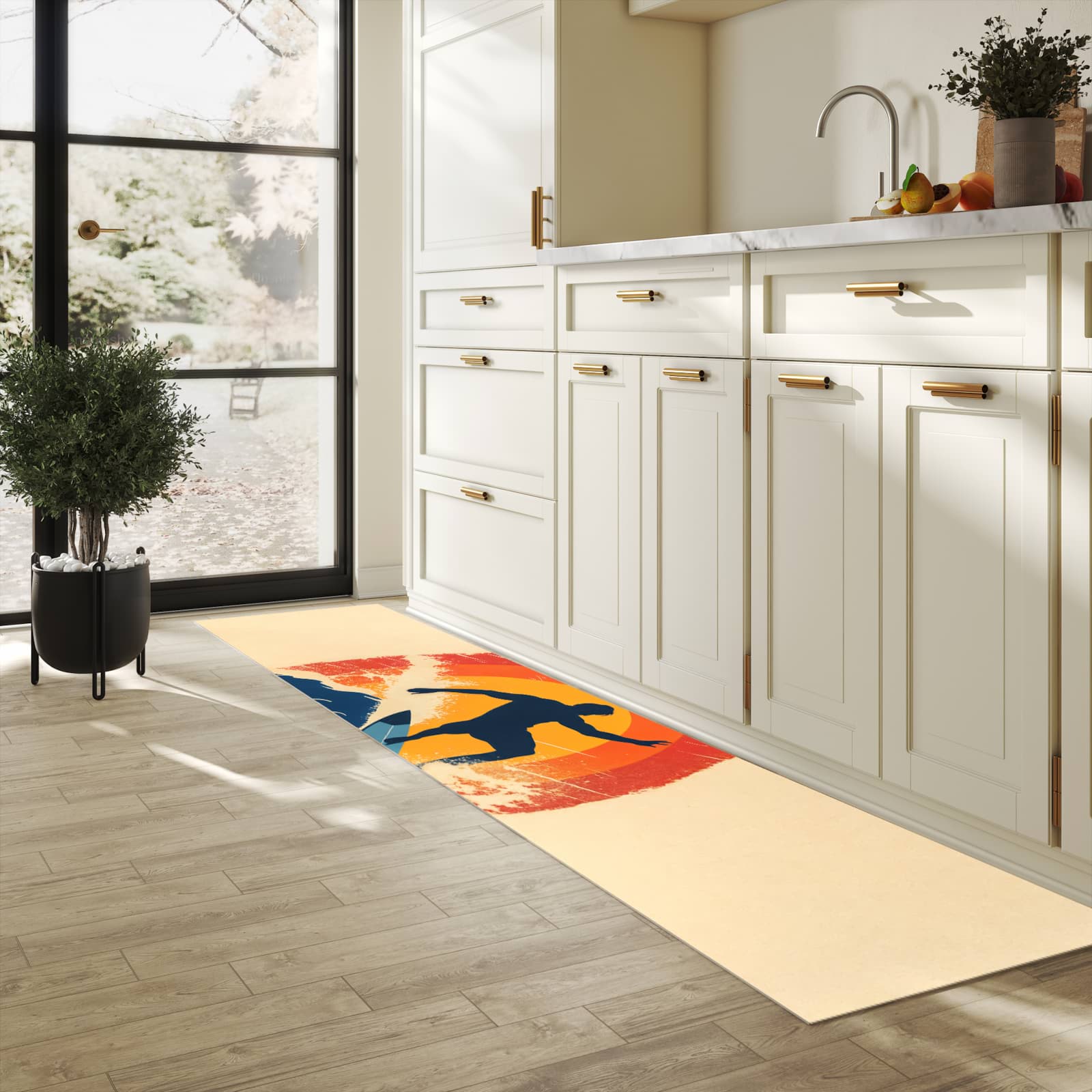 Langlebiger Teppich für die Küche mit Motiv Surferwelle in heller Küche