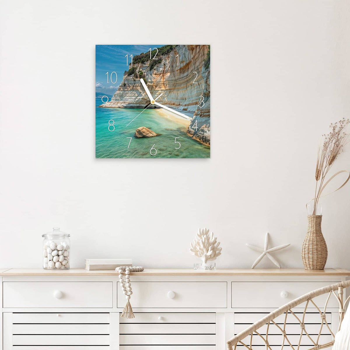 Wanduhr Bucht mit Kalkklippen aus Glas – Quadratisch 30 × 30 cm – Kalkklippen über türkiser Bucht