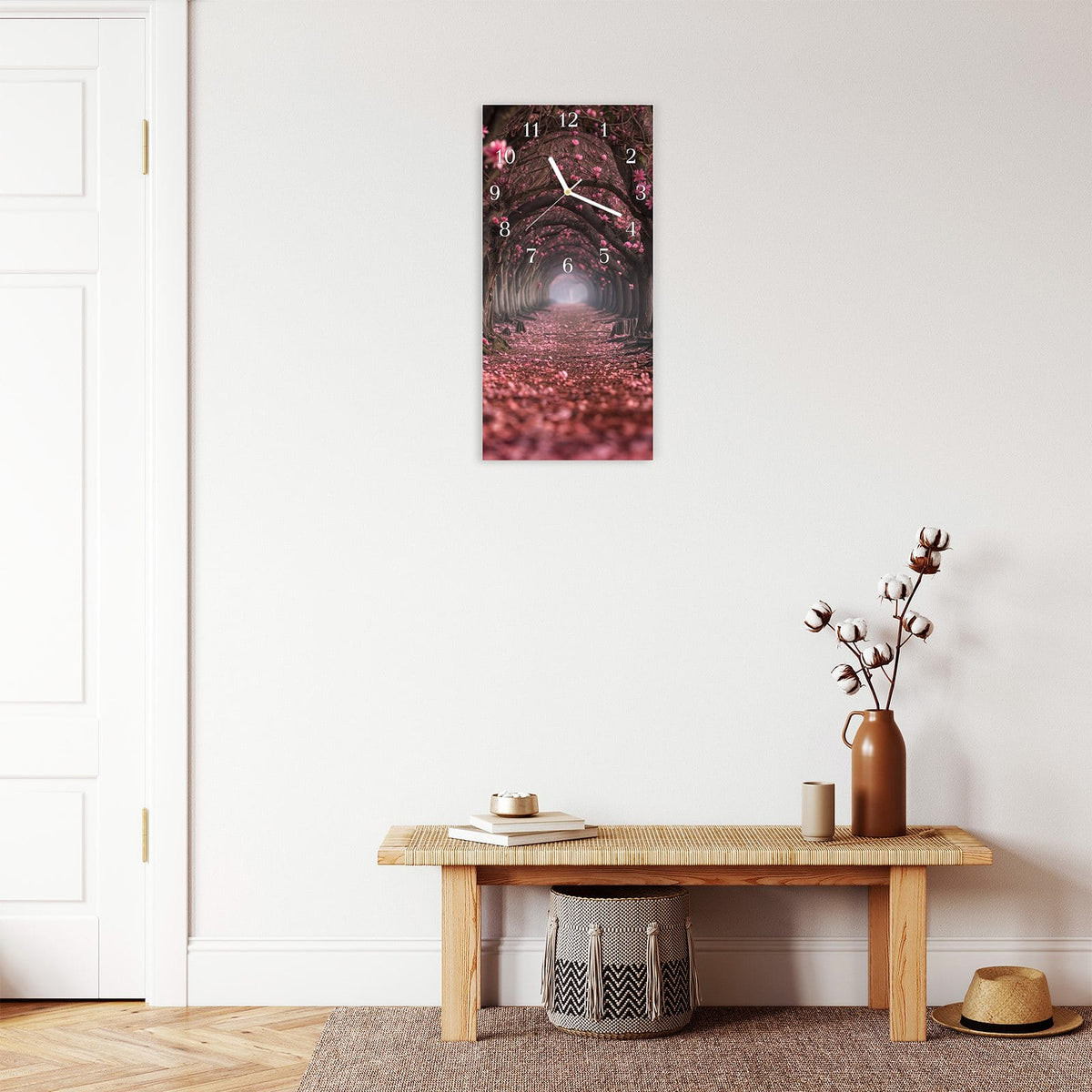 Moderne Wanduhr aus Glas mit Farbtiefe – Wanduhr Blütenweg aus Glas – Hochformat 30 × 60 cm