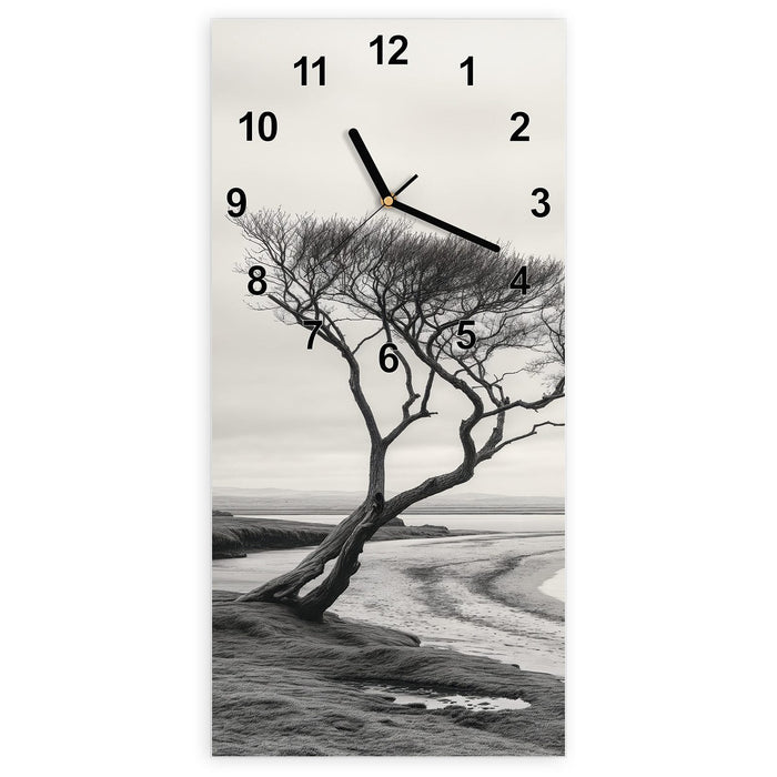 Wanduhr Einsamer Baum am Meer aus Glas – Hochformat 30 × 60 cm mit Ziffernblatt Modern