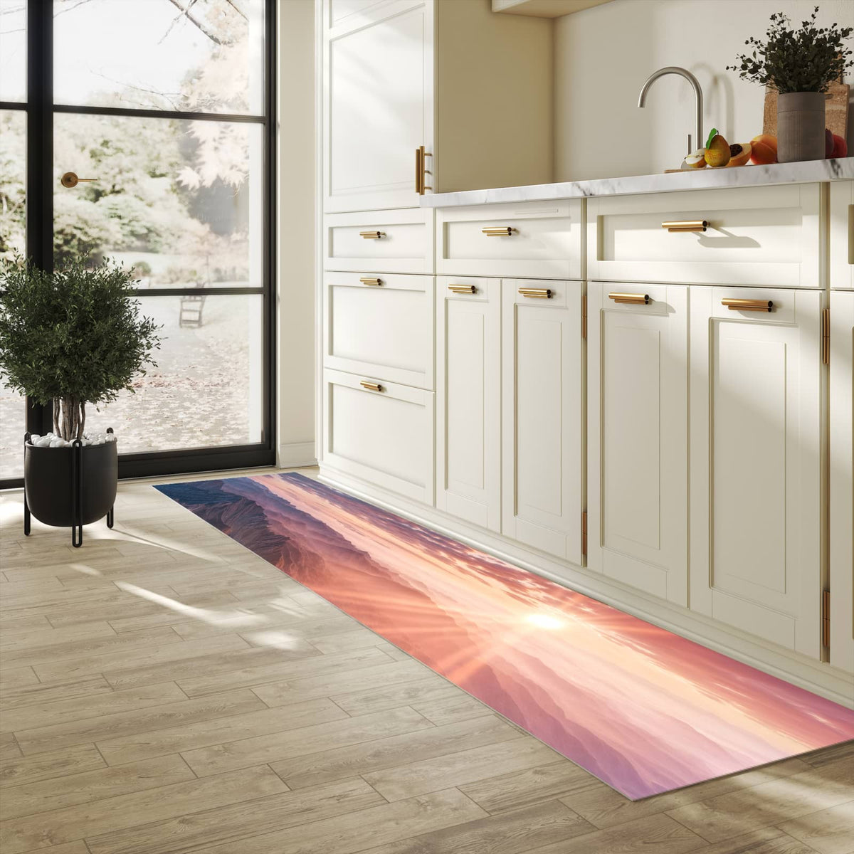Rutschhemmender Küchenläufer mit Motiv Sonnenaufgang Berge in heller Küche