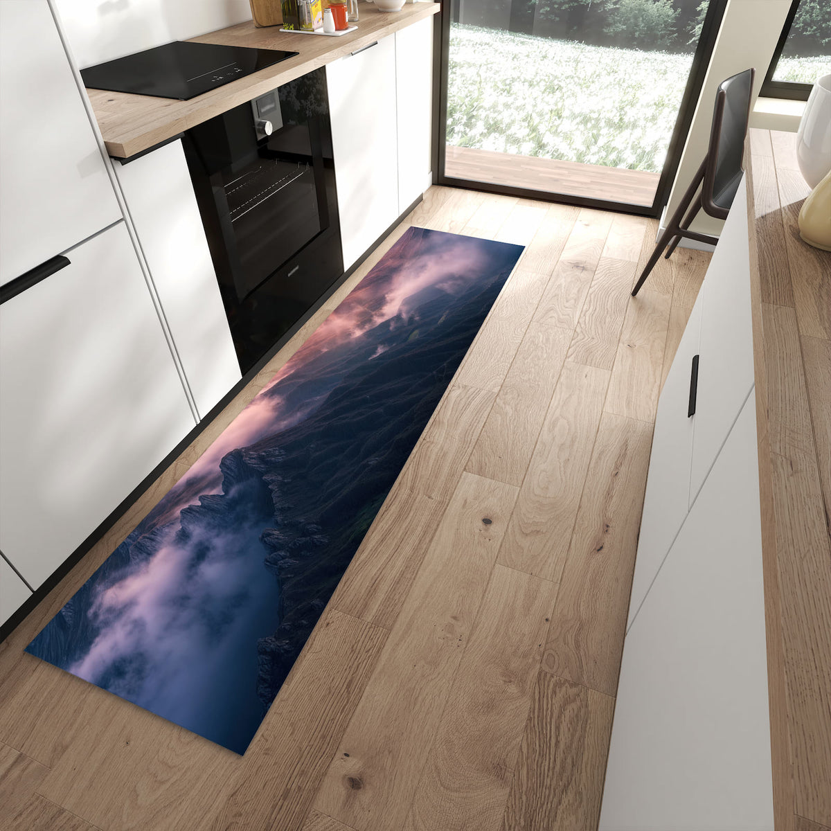 Zeitsparender abwaschbarer Küchenteppich mit Motiv Sonnenaufgang Berge in moderner Küche