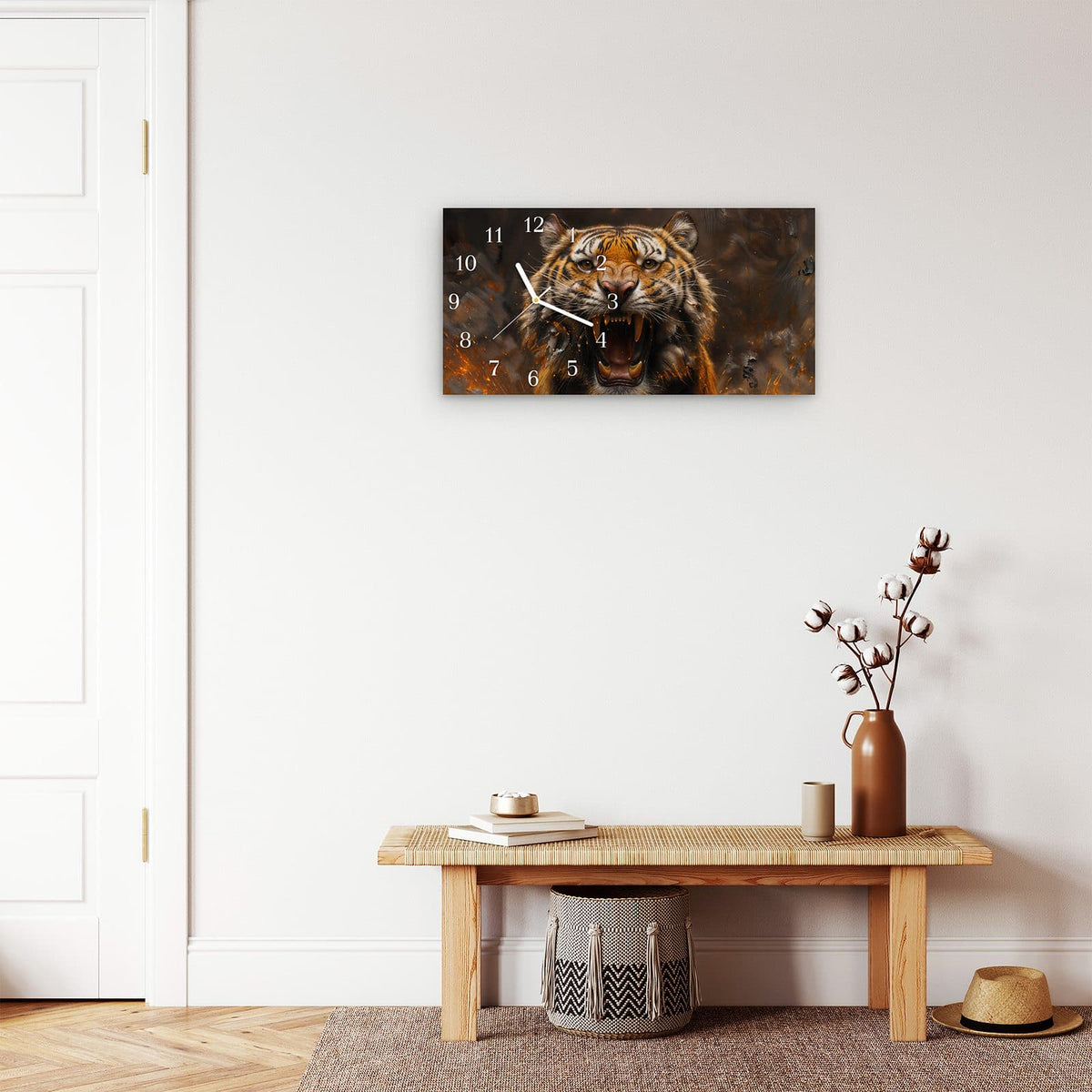 Moderne Wanduhr aus Glas mit Farbtiefe – Wanduhr Tiger im Feuer aus Glas – Querformat 60 × 30 cm