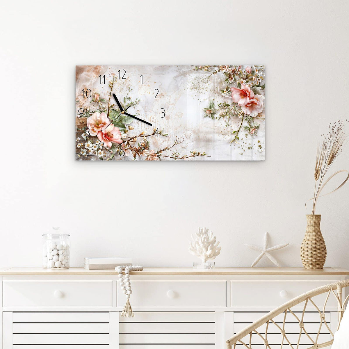 Wanduhr Warme Blumenarrangement aus Glas – Querformat 60 × 30 cm – Rosa Blüten auf hellem Holz
