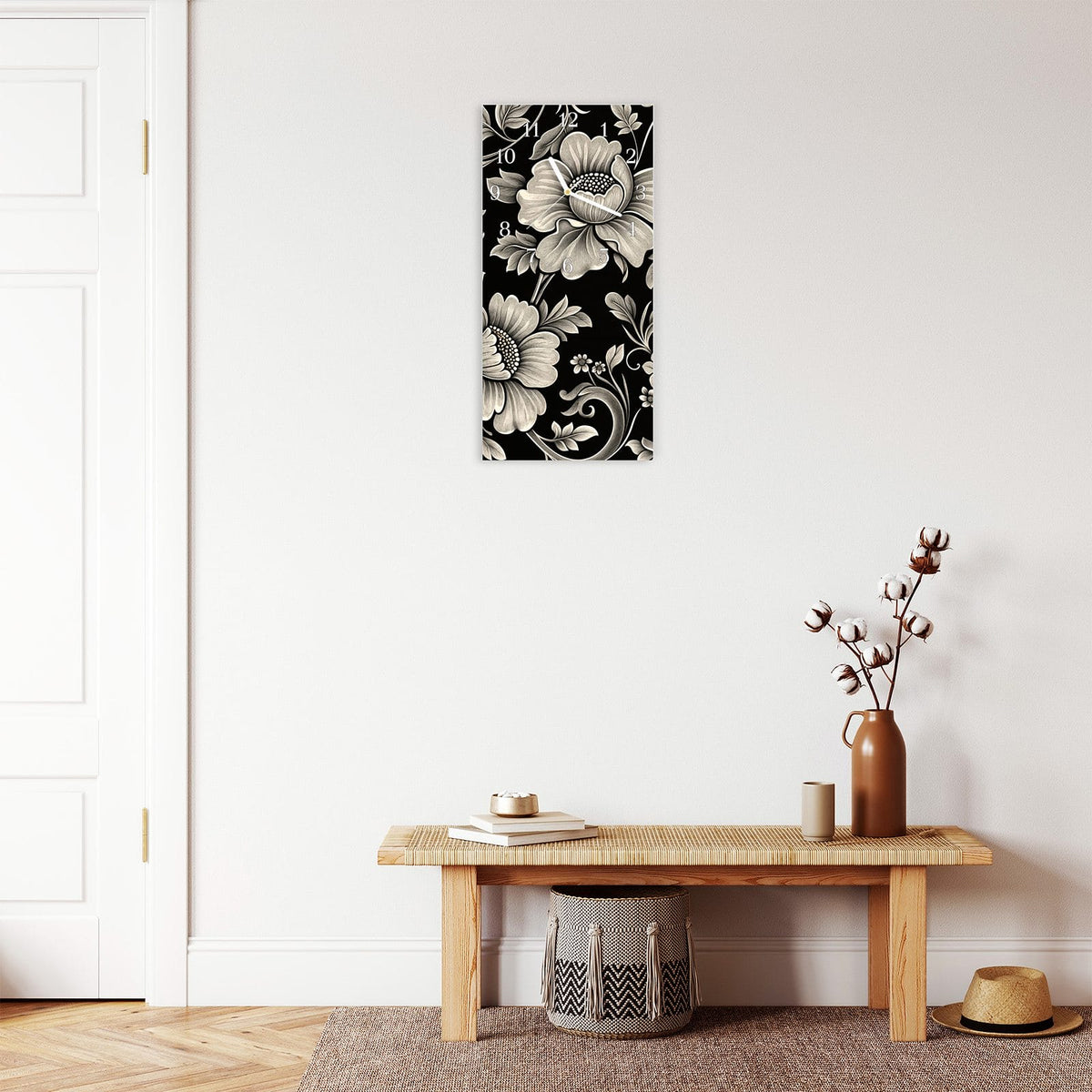 Moderne Wanduhr aus Glas mit Farbtiefe – Wanduhr Blumenmuster Schwarz aus Glas – Hochformat 30 × 60 cm
