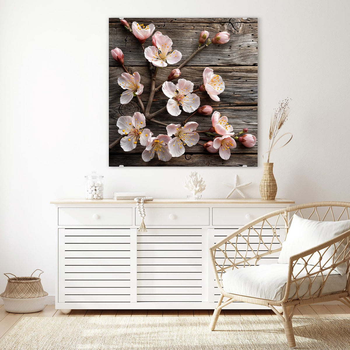 Glasbild Blüten auf Grauholz an der Wand – Zweige mit weiß-rosa Blüten und Knospen auf grau verwittertem Holz