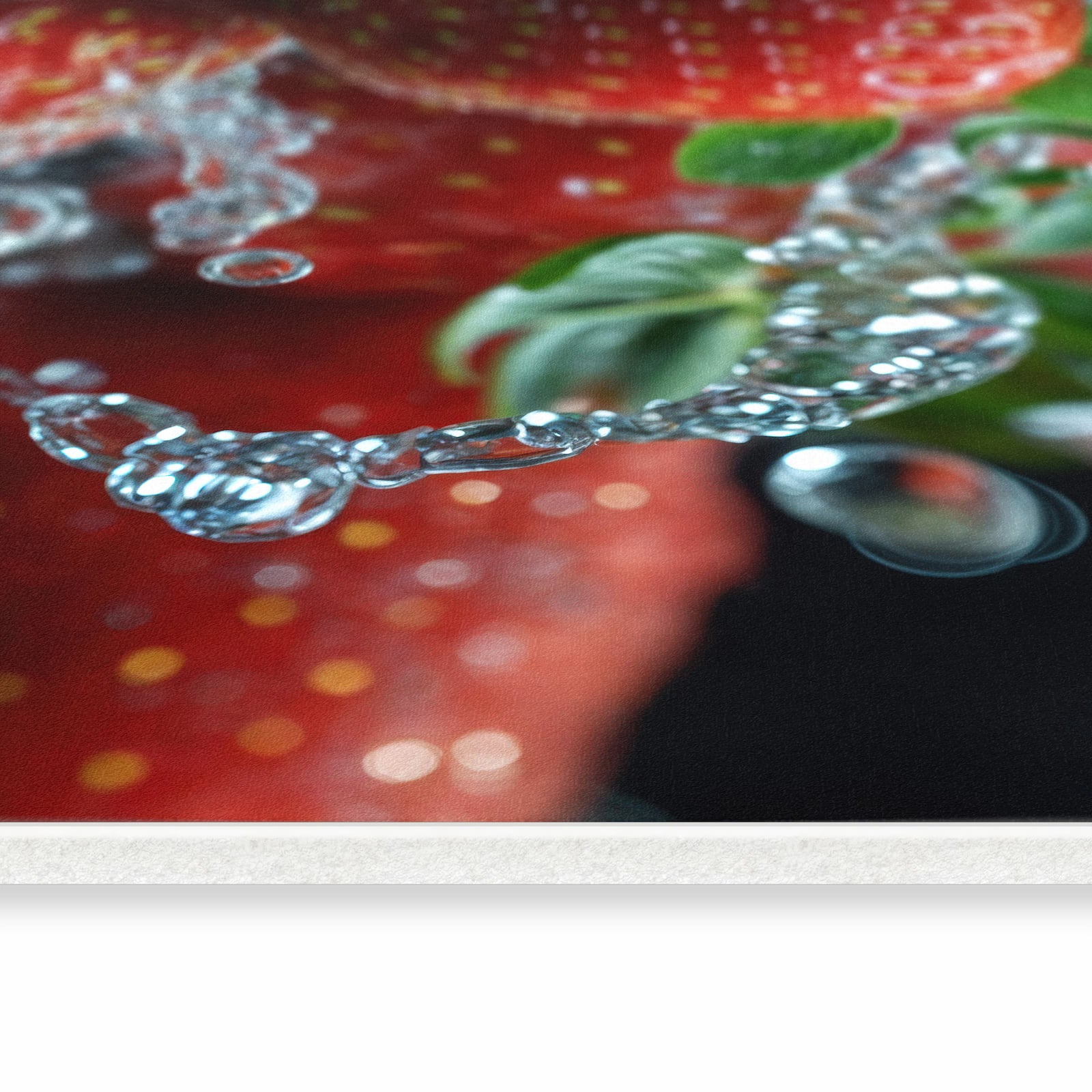 Hygienischer Küchenteppich mit Motiv Erdbeeren von Frische in seitlicher Ansicht