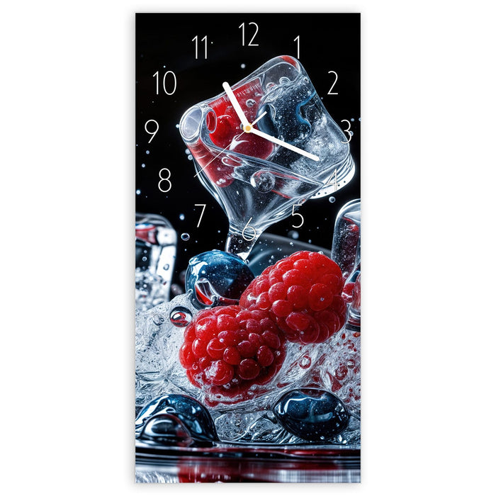 Wanduhr Beeren Eiswürfel aus Glas – Hochformat 30 × 60 cm mit Ziffernblatt Elegant