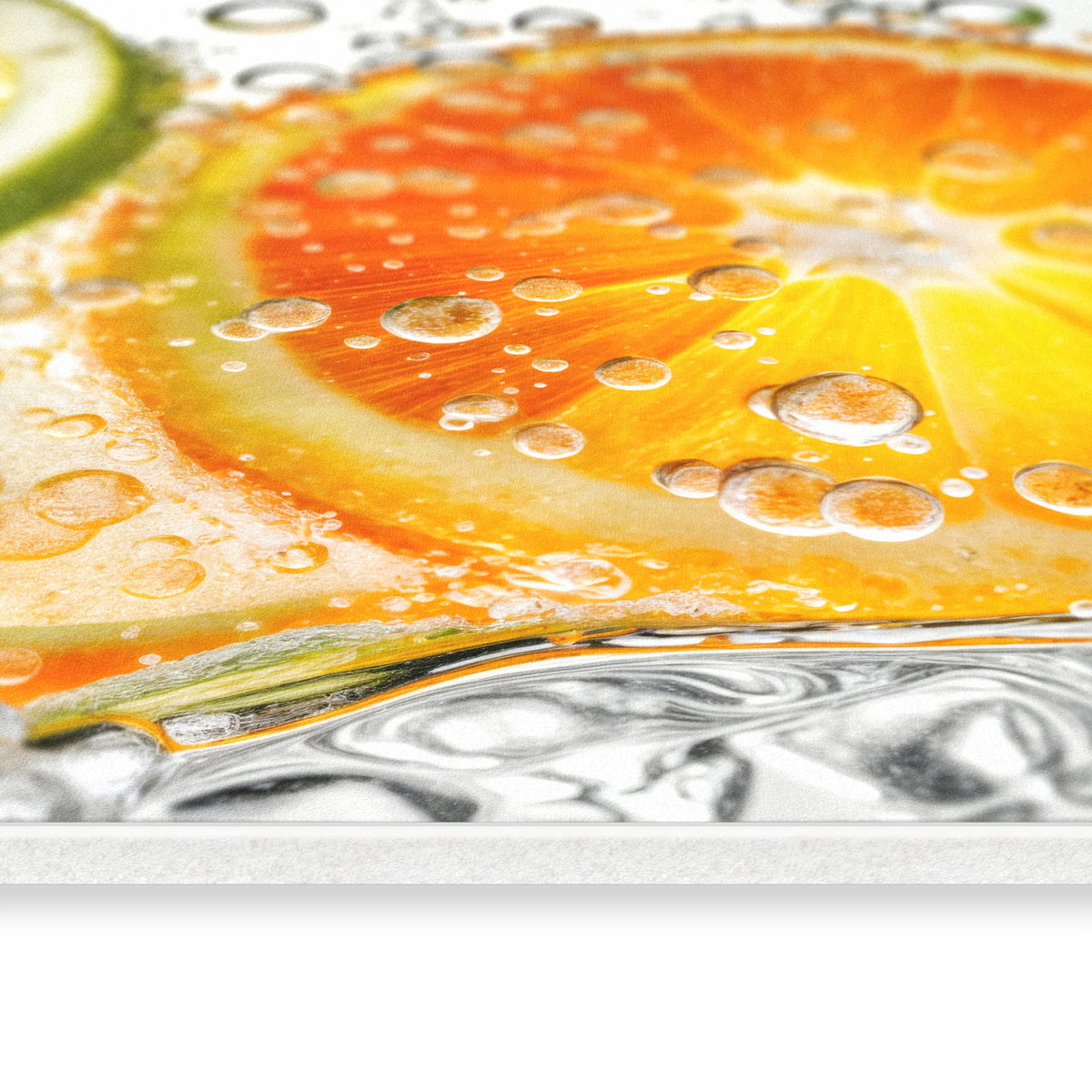 Schmutzabweisender Küchenläufer mit Motiv Frucht Spritzer in seitlicher Ansicht