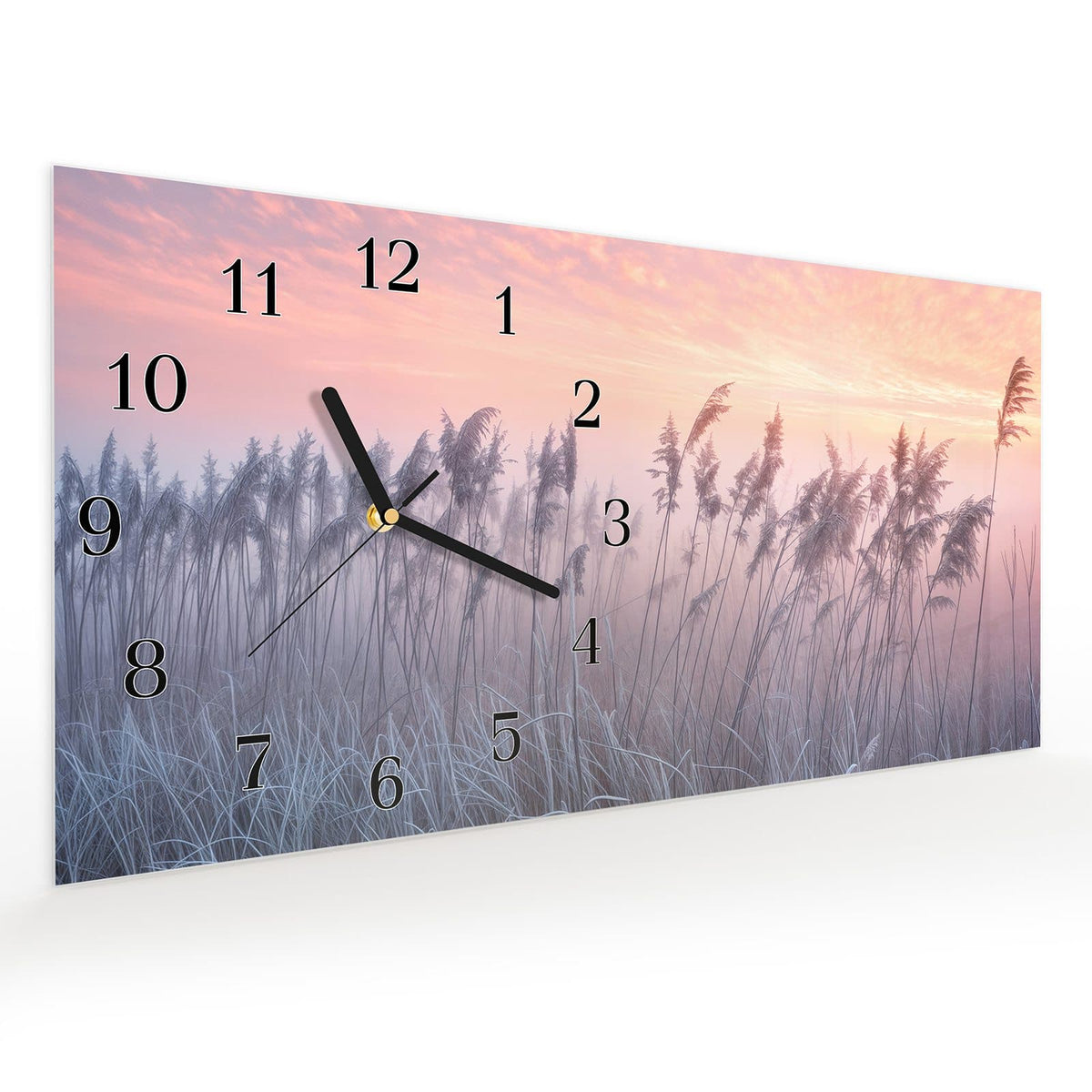 Vormontiert – mit Schwebeeffekt – Wanduhr Nebelwiese am Morgen aus Glas – Querformat 60 × 30 cm