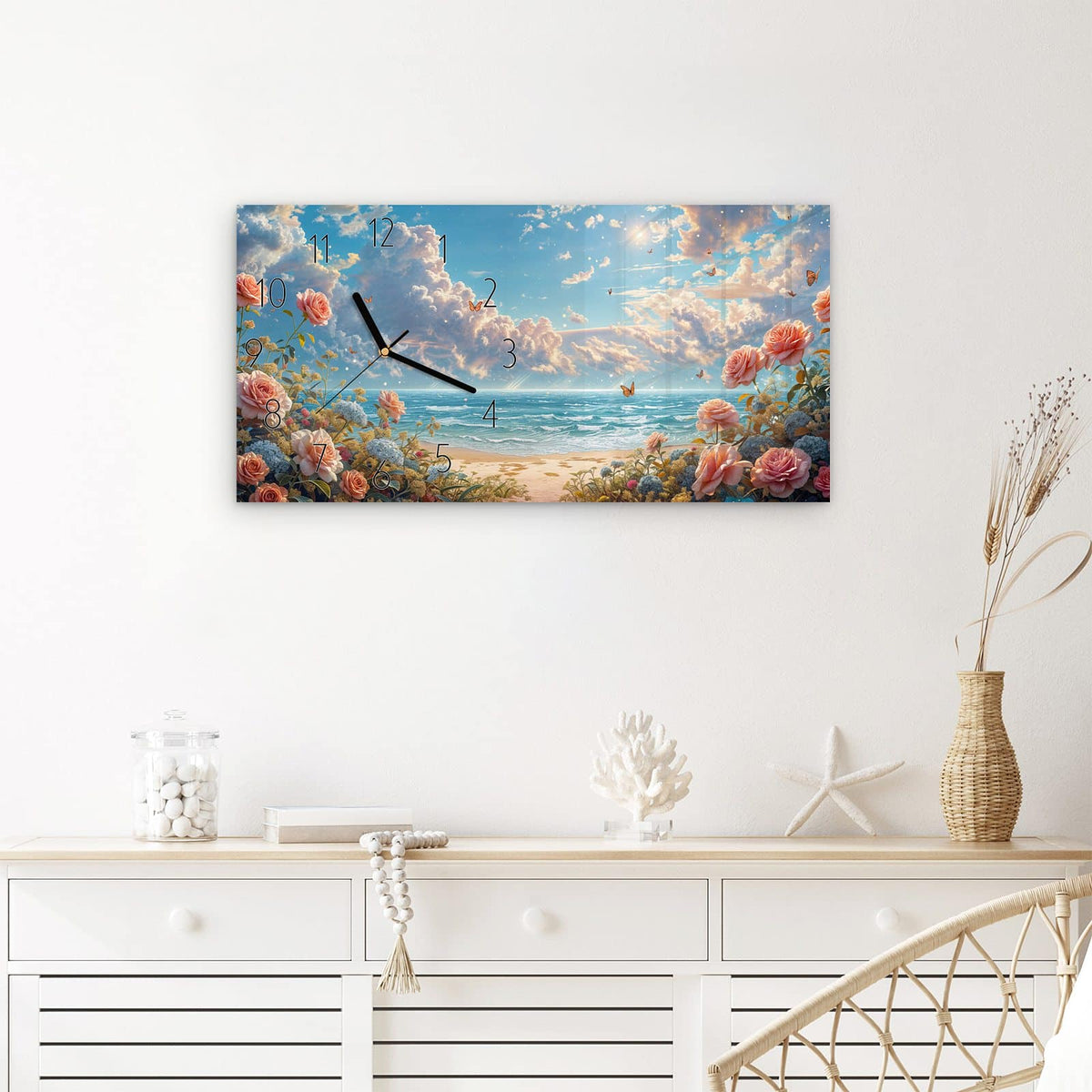 Wanduhr Strandzeit mit Rosen aus Glas – Querformat 60 × 30 cm – Aprikosenfarbene Rosen vor dem Meer