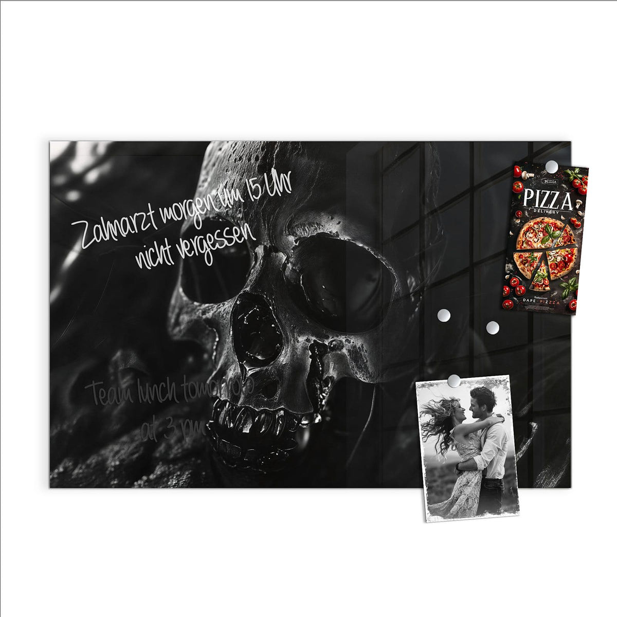 Beschreiben, abwischen, anheften – Magnettafel - Dunkler Totenkopf