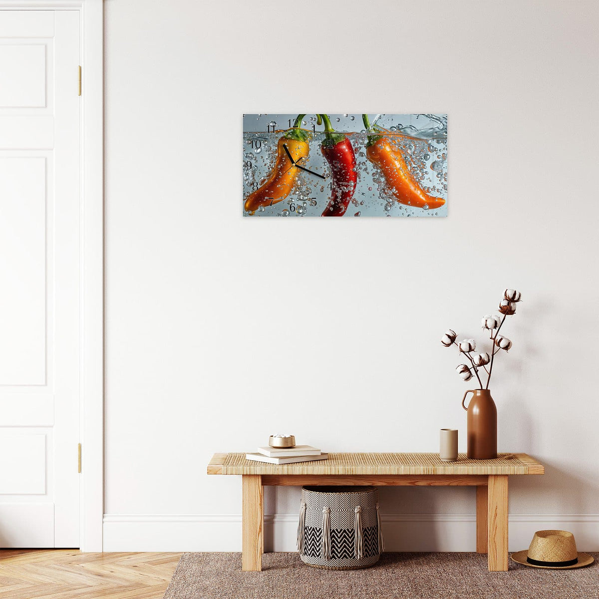 Moderne Wanduhr aus Glas mit Farbtiefe – Wanduhr Spritzige Paprika aus Glas – Querformat 60 × 30 cm