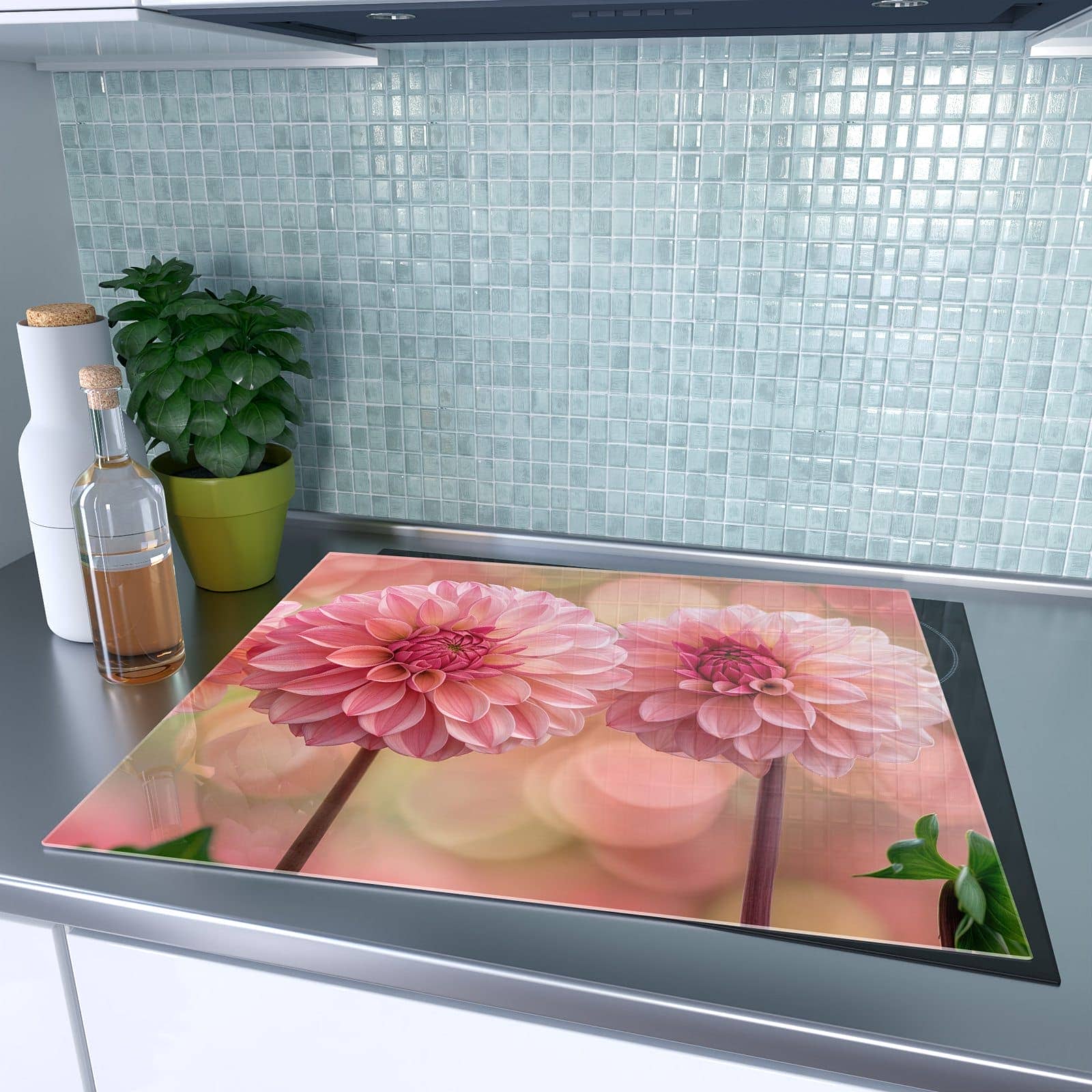 1-teilige Herdabdeckung aus Glas mit Drei Blumenblüten-Motiv auf dem Ceranfeld