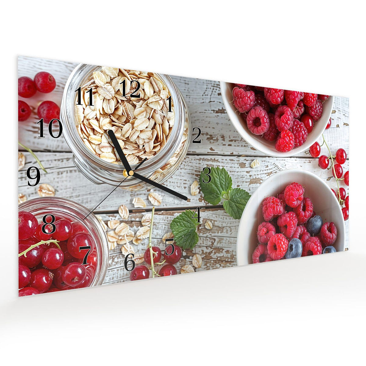 Vormontiert – mit Schwebeeffekt – Wanduhr Himmlische Beeren aus Glas – Querformat 60 × 30 cm