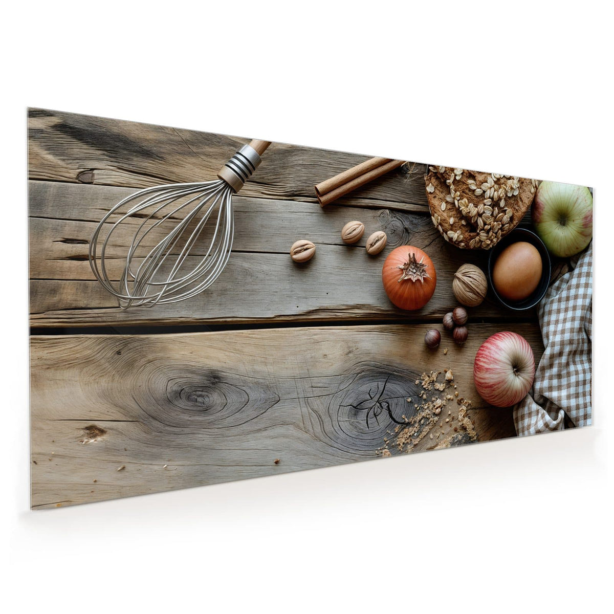 Küchenrückwand aus Glas im Hochformat mit Motiv Backzutaten im Herbst: Holztisch mit Schneebesen, Haferflocken, Äpfeln, Ei, Nüssen, Zimt, Honig