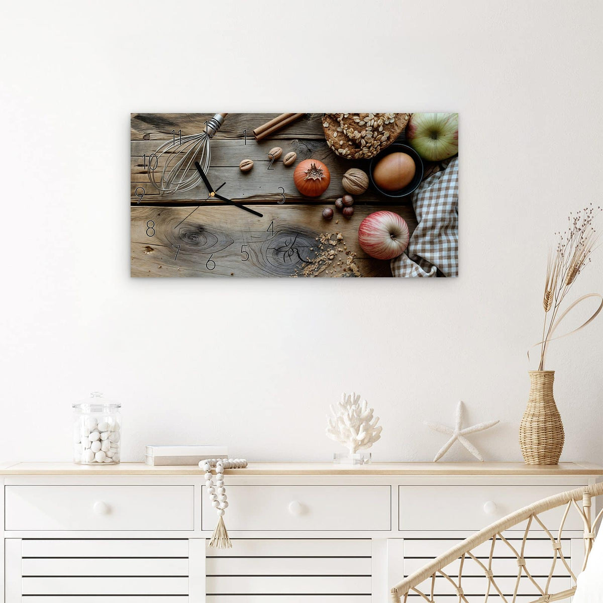 Wanduhr Herbstbackzubehör aus Glas – Querformat 60 × 30 cm – Äpfel, Nüsse und Zimt auf Holz