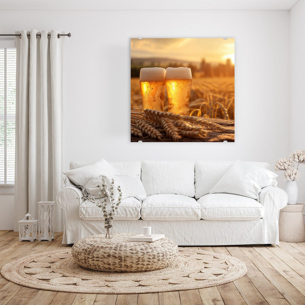 Glasbild Biergläser im Kornfeld an der Wand – Zwei hohe Biergläser mit Schaumkrone in einem Weizenfeld, tiefstehende Sonne