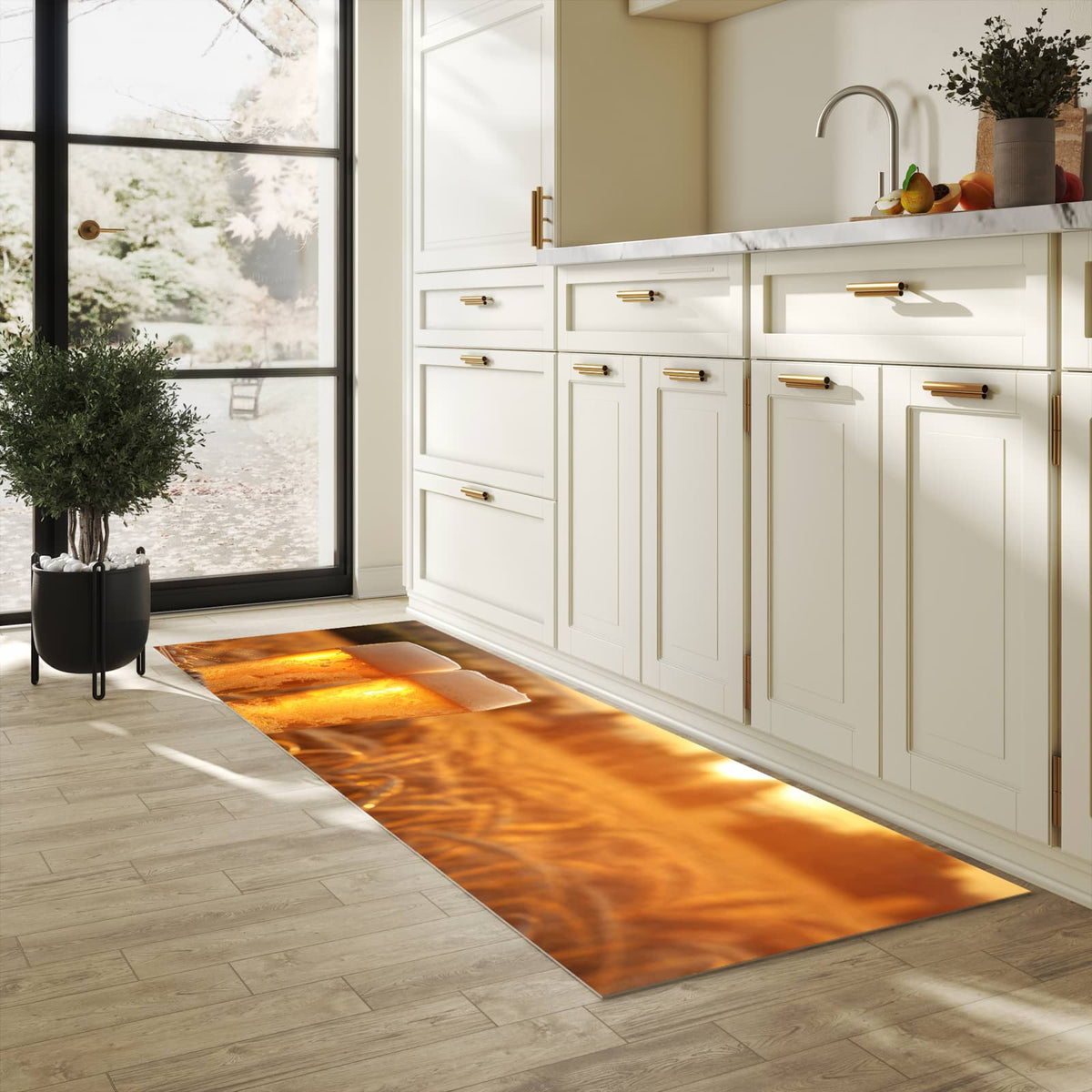 Bodenschonender waschbarer Küchenteppich mit Motiv Sonnenuntergangsbecher in heller Küche