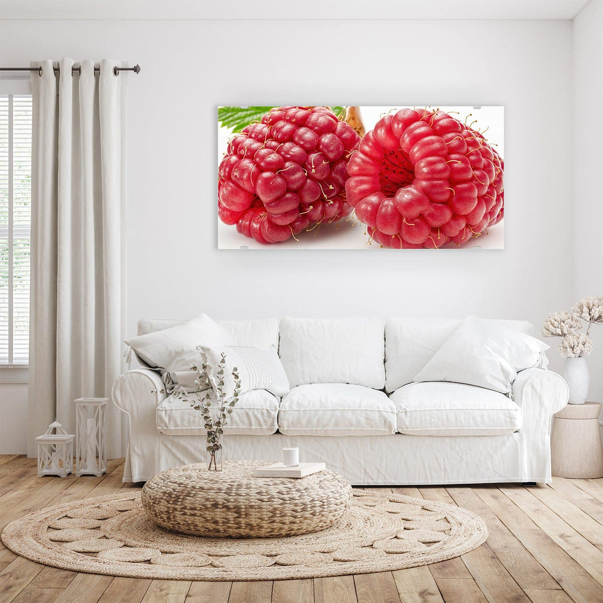 Wandbild - Surreale Himbeeren - Querformat – Zwei glasige Himbeeren auf Weiß