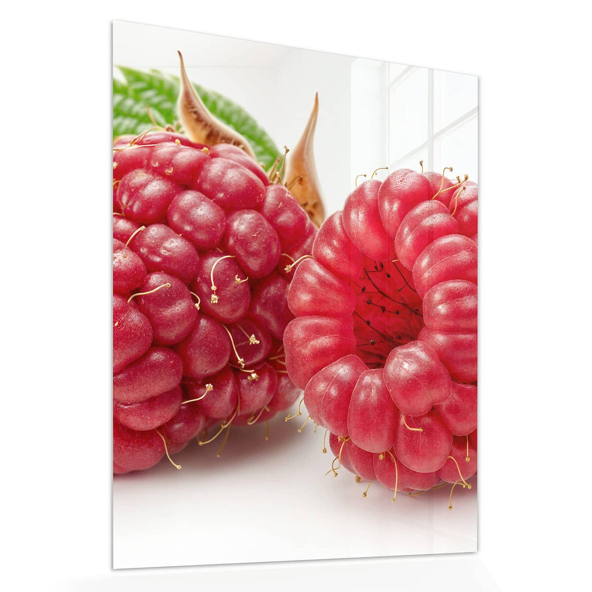 Echtglas, 4 mm – kein Acryl, keine Folie – Wandbild - Surreale Himbeeren - Hochformat