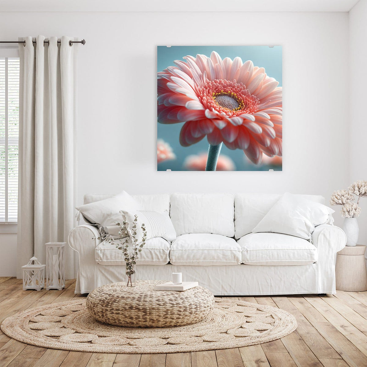 Glasbild Rosa Gerbera an der Wand – Makro einer rosa Gerbera vor hellblauem Grund