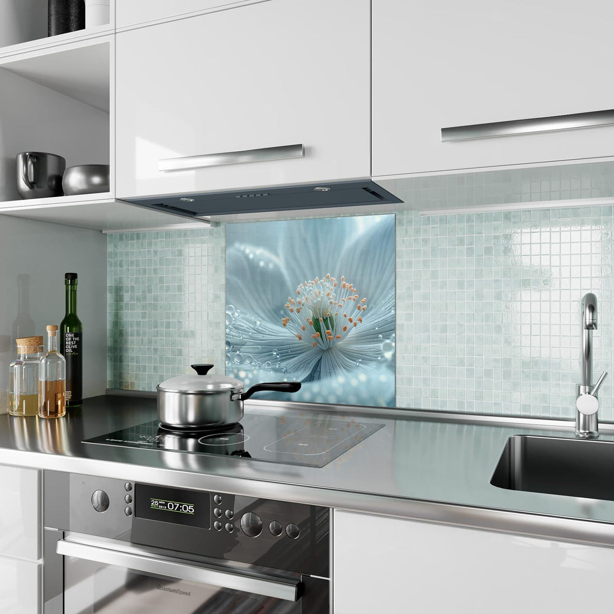 Küchenrückwand Eisblaue Blüte aus Glas – Blaue Blüte mit Tautropfen