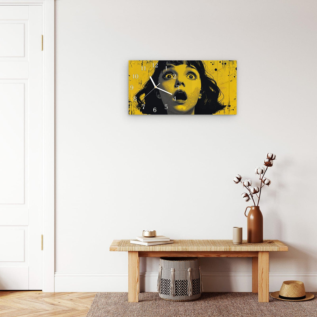 Moderne Wanduhr aus Glas mit Farbtiefe – Wanduhr Schreiendes Portrait aus Glas – Querformat 60 × 30 cm