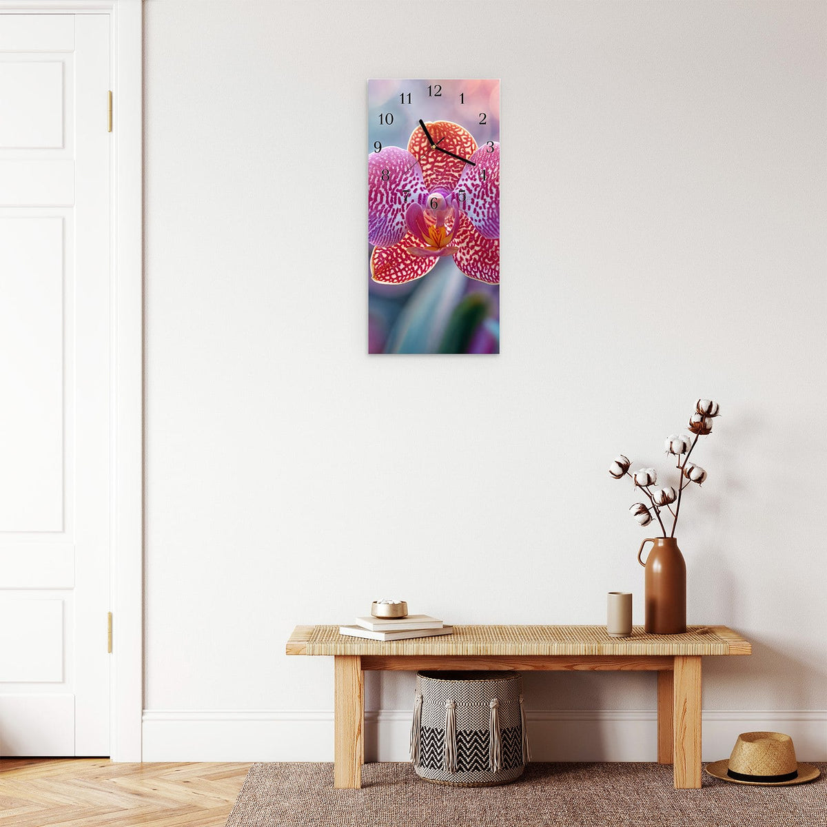 Moderne Wanduhr aus Glas mit Farbtiefe – Wanduhr Exotische Orchidee aus Glas – Hochformat 30 × 60 cm
