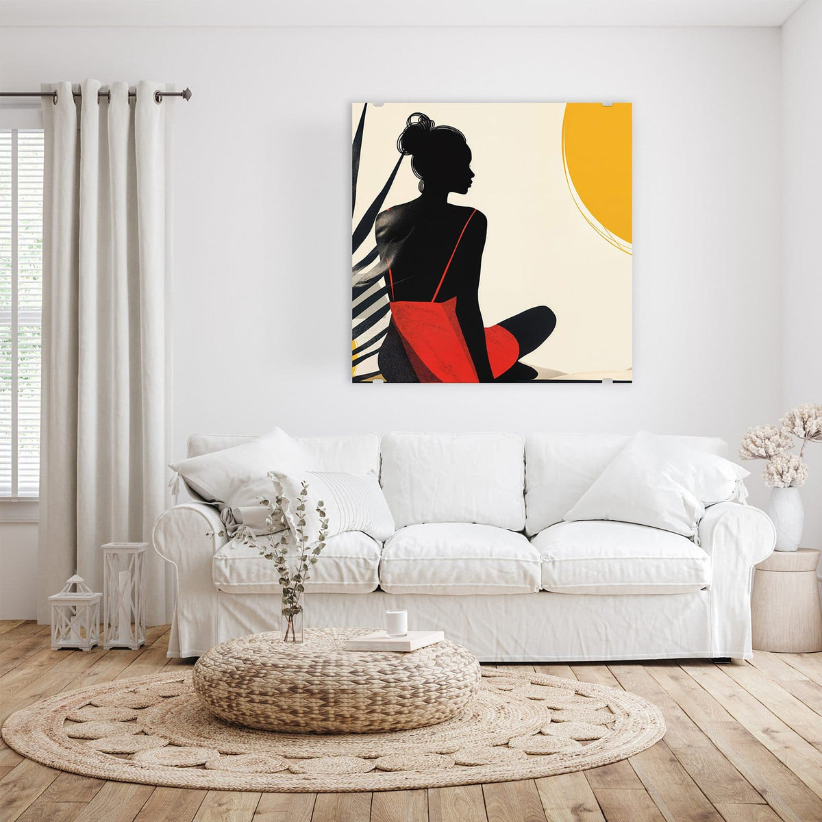Grafische schwarze Silhouette einer sitzenden Frau im roten Kleid neben gelbem Sonnenkreis